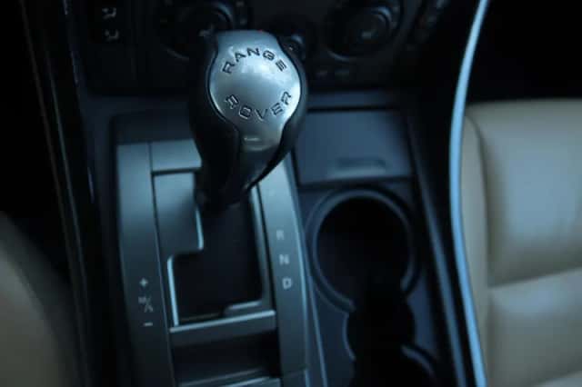 Land Rover Rover (2005) thumbnail 33
