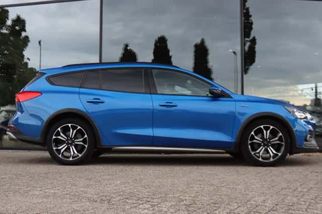 Ford Focus (2020) thumbnail 9