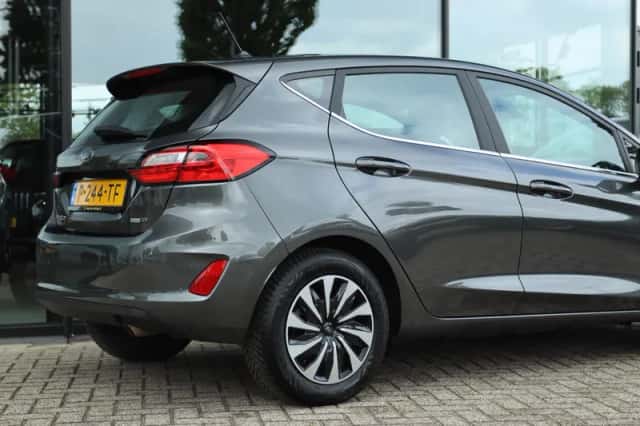 Ford Fiesta (2022) thumbnail 12