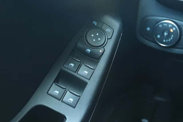 Ford Fiesta (2022) thumbnail 23