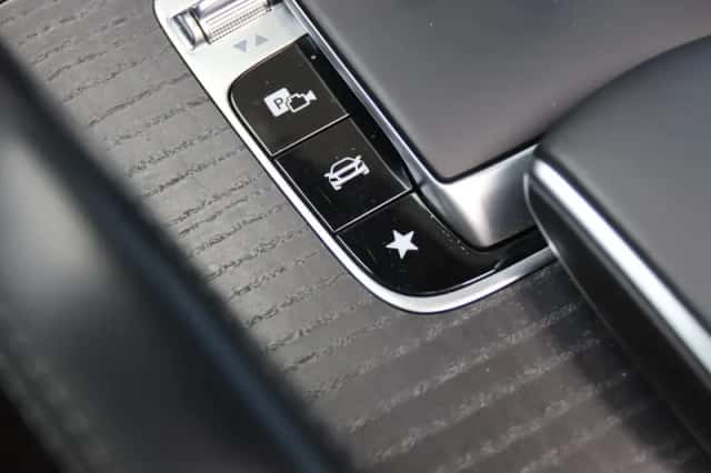 Mercedes-Benz GLE (2022) thumbnail 40