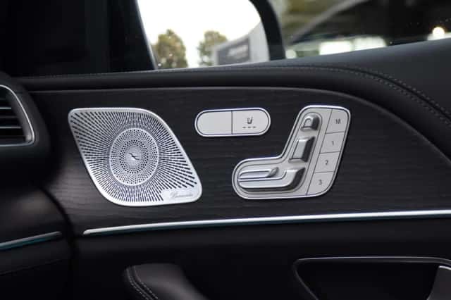 Mercedes-Benz GLE (2022) thumbnail 44