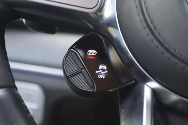 Mercedes-Benz GLE (2022) thumbnail 72