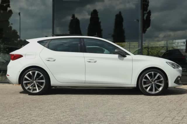 SEAT Leon (2020) thumbnail 11