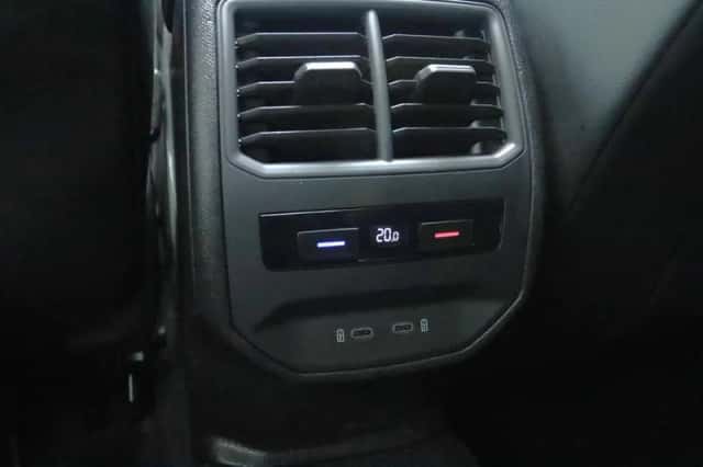 SEAT Leon (2020) thumbnail 18