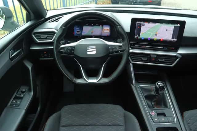 SEAT Leon (2020) thumbnail 3