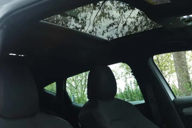 SEAT Leon (2020) thumbnail 4