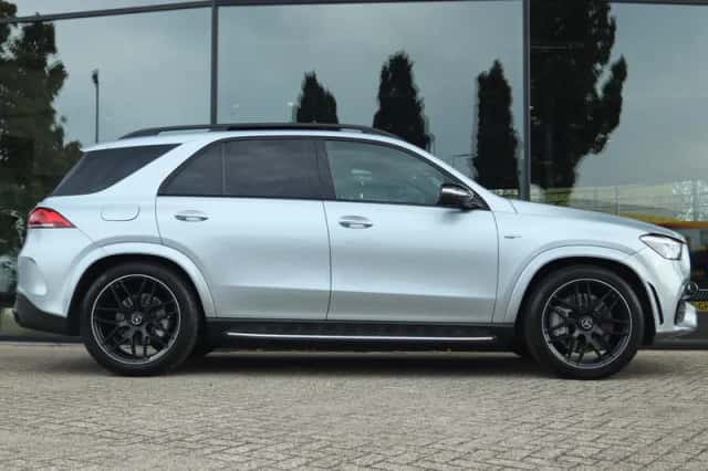 Mercedes-Benz GLE (2022) thumbnail 12