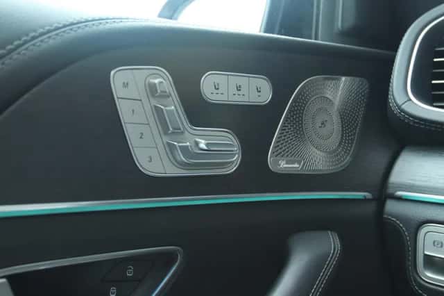 Mercedes-Benz GLE (2022) thumbnail 30