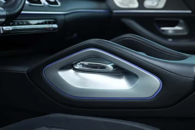 Mercedes-Benz GLE (2022) thumbnail 55