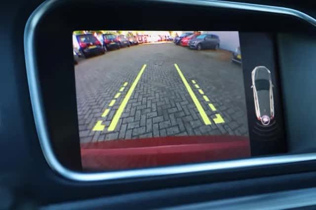 Volvo V40 (2017) thumbnail 24