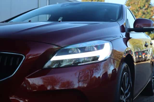 Volvo V40 (2017) thumbnail 32