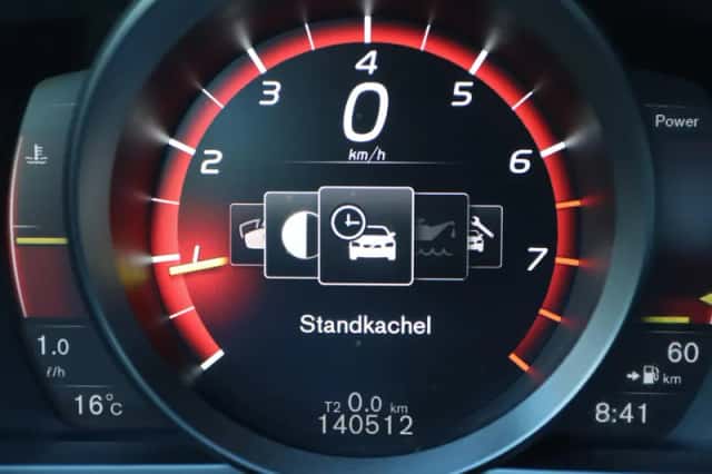 Volvo V40 (2017) thumbnail 5