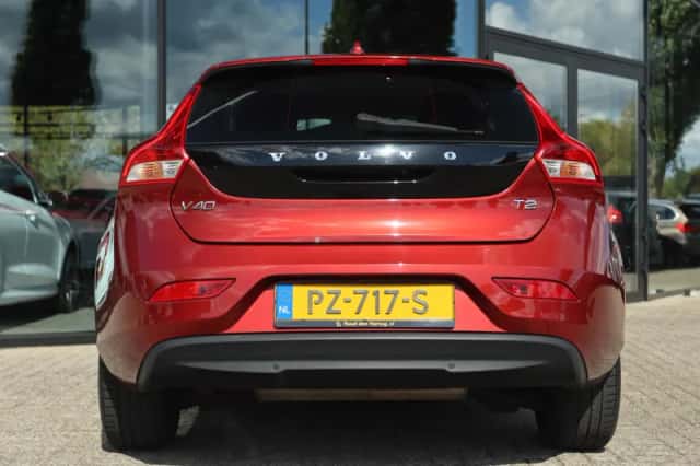 Volvo V40 (2017) thumbnail 8