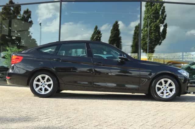 BMW 3-Serie (2014) thumbnail 9