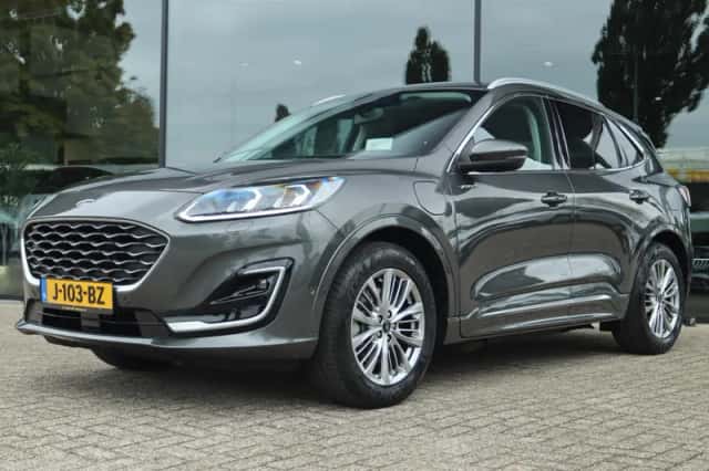 Ford Kuga (2020) thumbnail 1