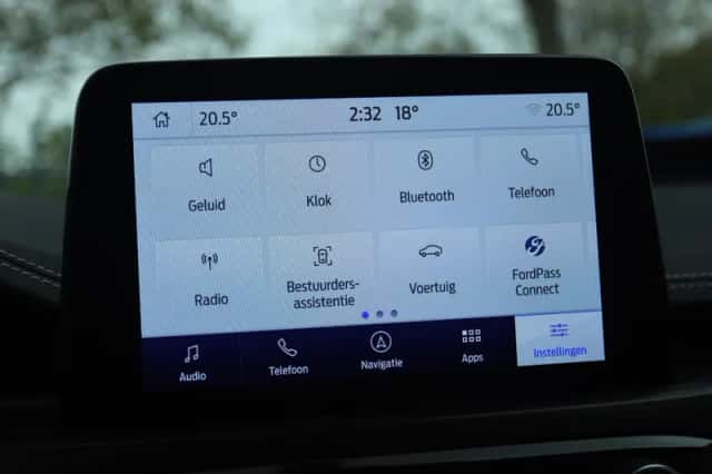 Ford Kuga (2020) thumbnail 41