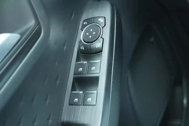 Ford Kuga (2020) thumbnail 51