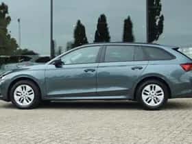 Škoda Octavia (2021) thumbnail 11