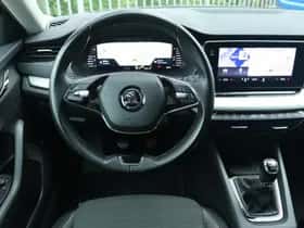 Škoda Octavia (2021) thumbnail 18