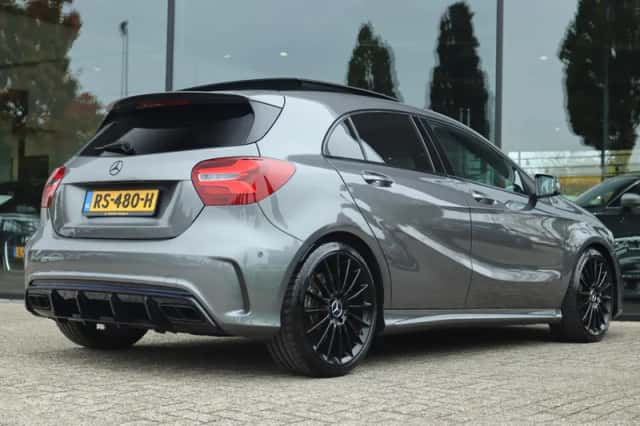 Mercedes-Benz A-Klasse (2017) thumbnail 2