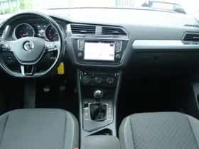 Volkswagen Tiguan (2017) thumbnail 10