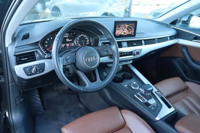 Audi A4 (2019) thumbnail 15