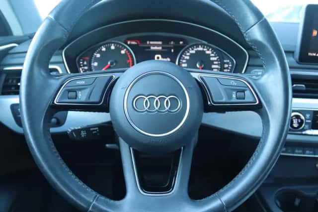 Audi A4 (2019) thumbnail 16