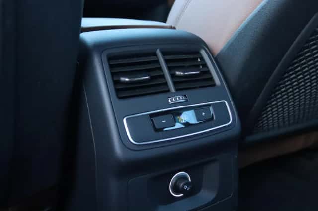 Audi A4 (2019) thumbnail 42