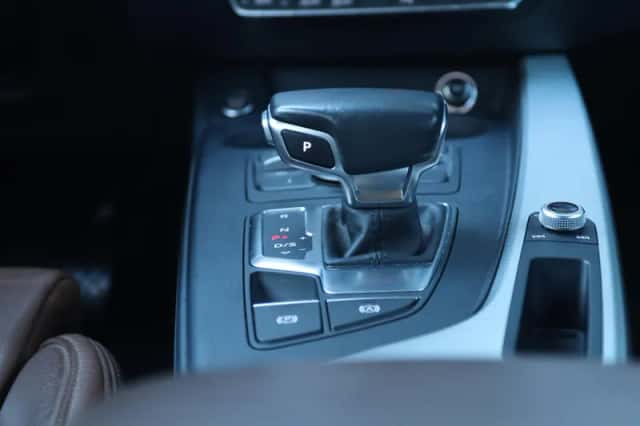 Audi A4 (2019) thumbnail 43