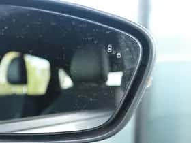 Ford Kuga (2021) thumbnail 17