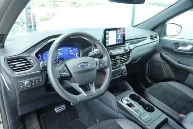 Ford Kuga (2021) thumbnail 22