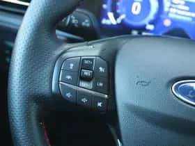 Ford Kuga (2021) thumbnail 25