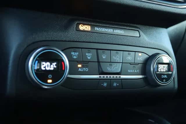 Ford Kuga (2021) thumbnail 32