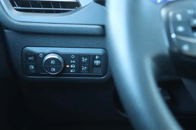 Ford Kuga (2021) thumbnail 40