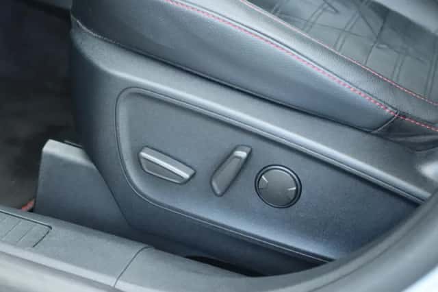 Ford Kuga (2021) thumbnail 5