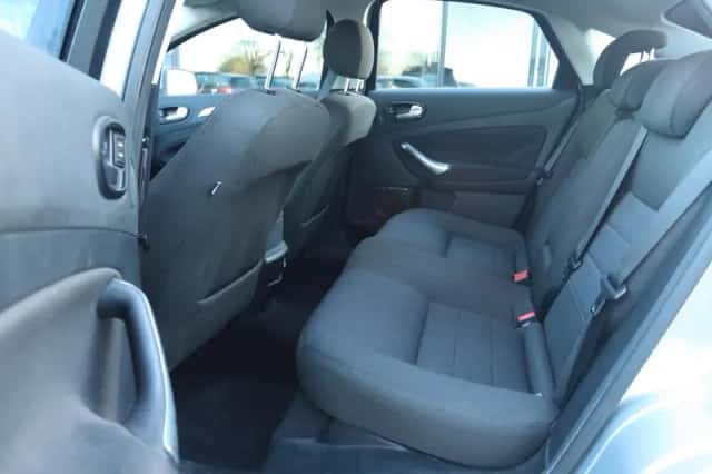 Ford Mondeo (2008) thumbnail 14
