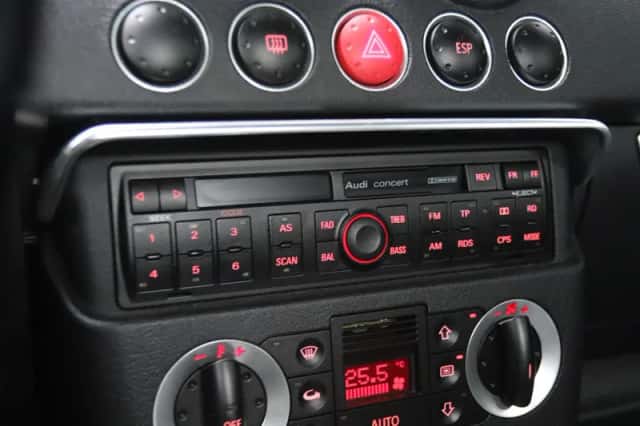Audi TT (2001) thumbnail 20