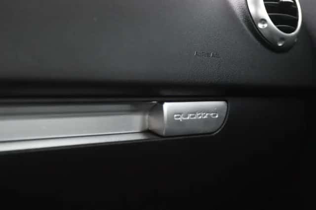 Audi TT (2001) thumbnail 22