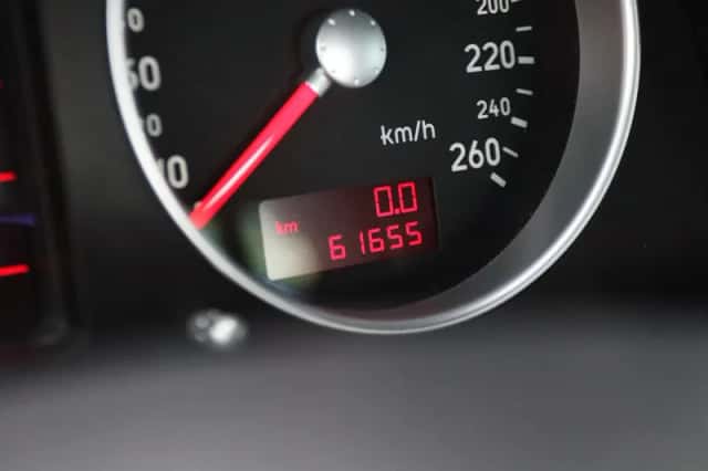 Audi TT (2001) thumbnail 4