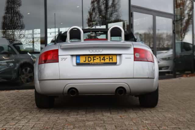 Audi TT (2001) thumbnail 8