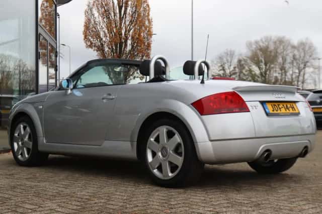 Audi TT (2001) thumbnail 9