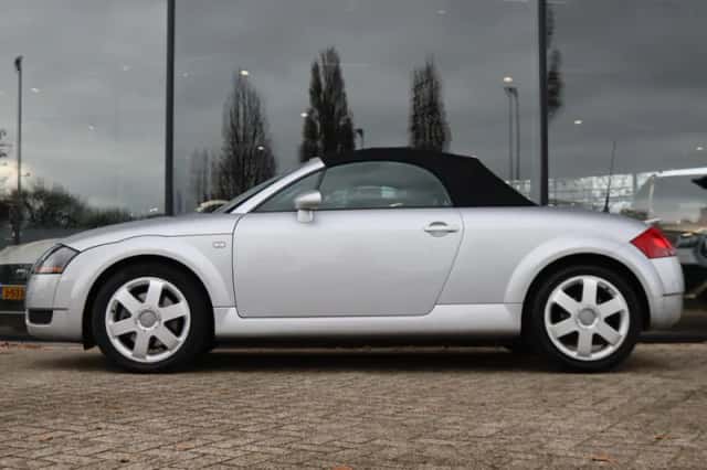Audi TT (2001) thumbnail 10
