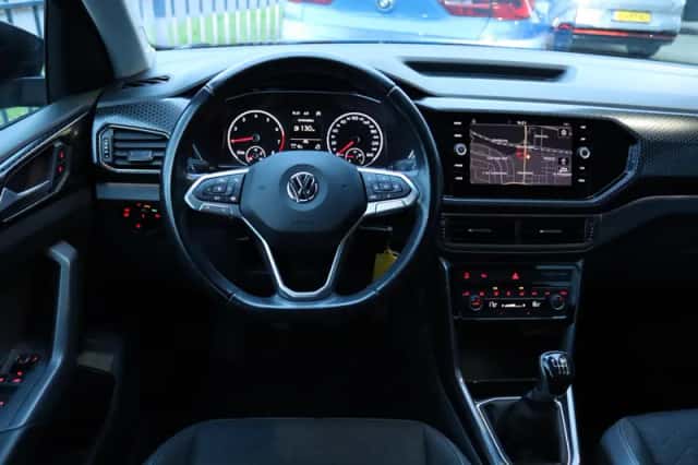 Volkswagen T-Cross (2019) thumbnail 14