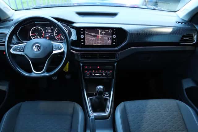 Volkswagen T-Cross (2019) thumbnail 15