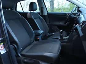 Volkswagen T-Cross thumbnail 4