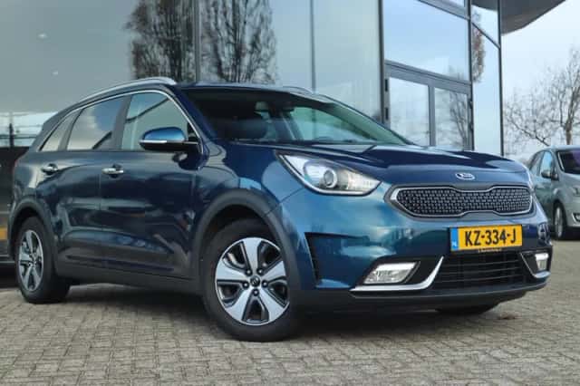 Kia Niro (2016) thumbnail 8