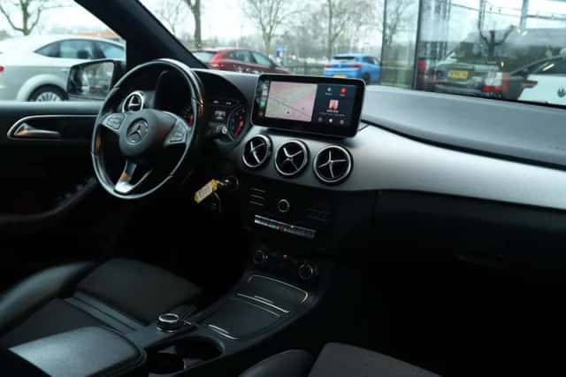 Mercedes-Benz B-Klasse (2016) thumbnail 6