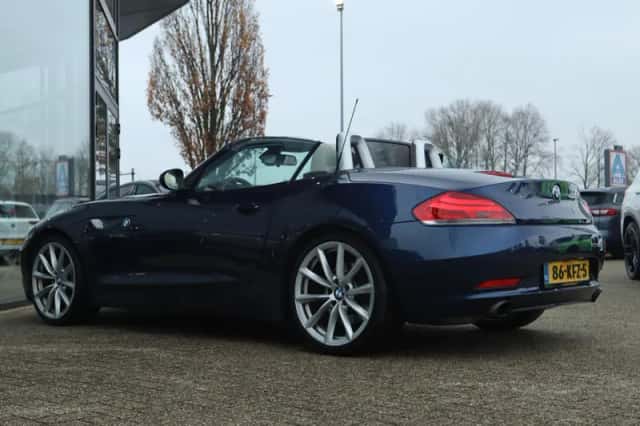 BMW Z4 (2009) thumbnail 14