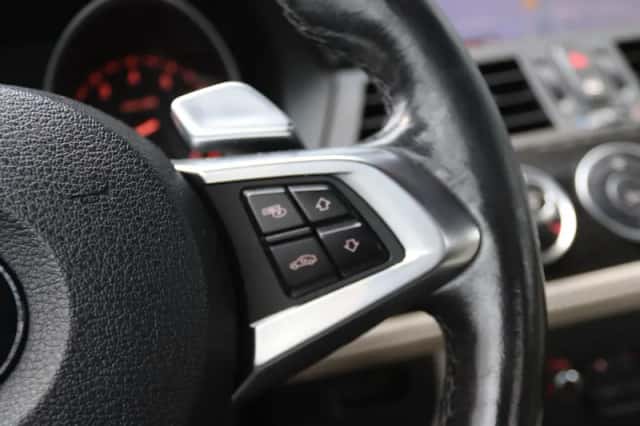 BMW Z4 (2009) thumbnail 24